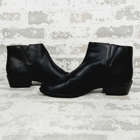 NEW Zodiac Women's Natural Val Western Black Zip Ankle Booties B511 - Picture 5 of 11